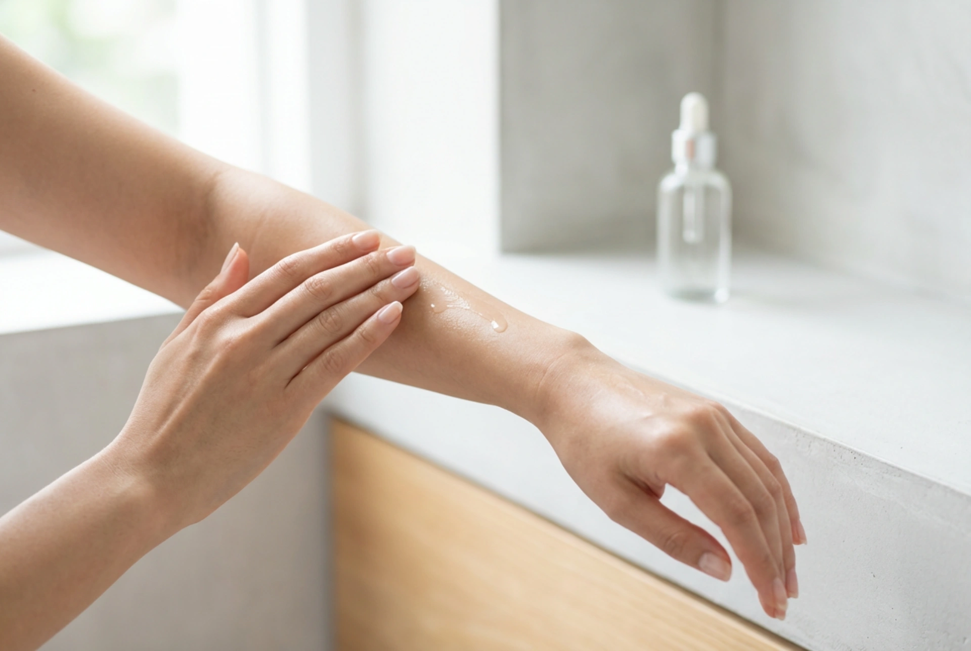 Ξηρό λάδι σώματος: πότε είναι κατάλληλο και πώς να το εφαρμόσετε